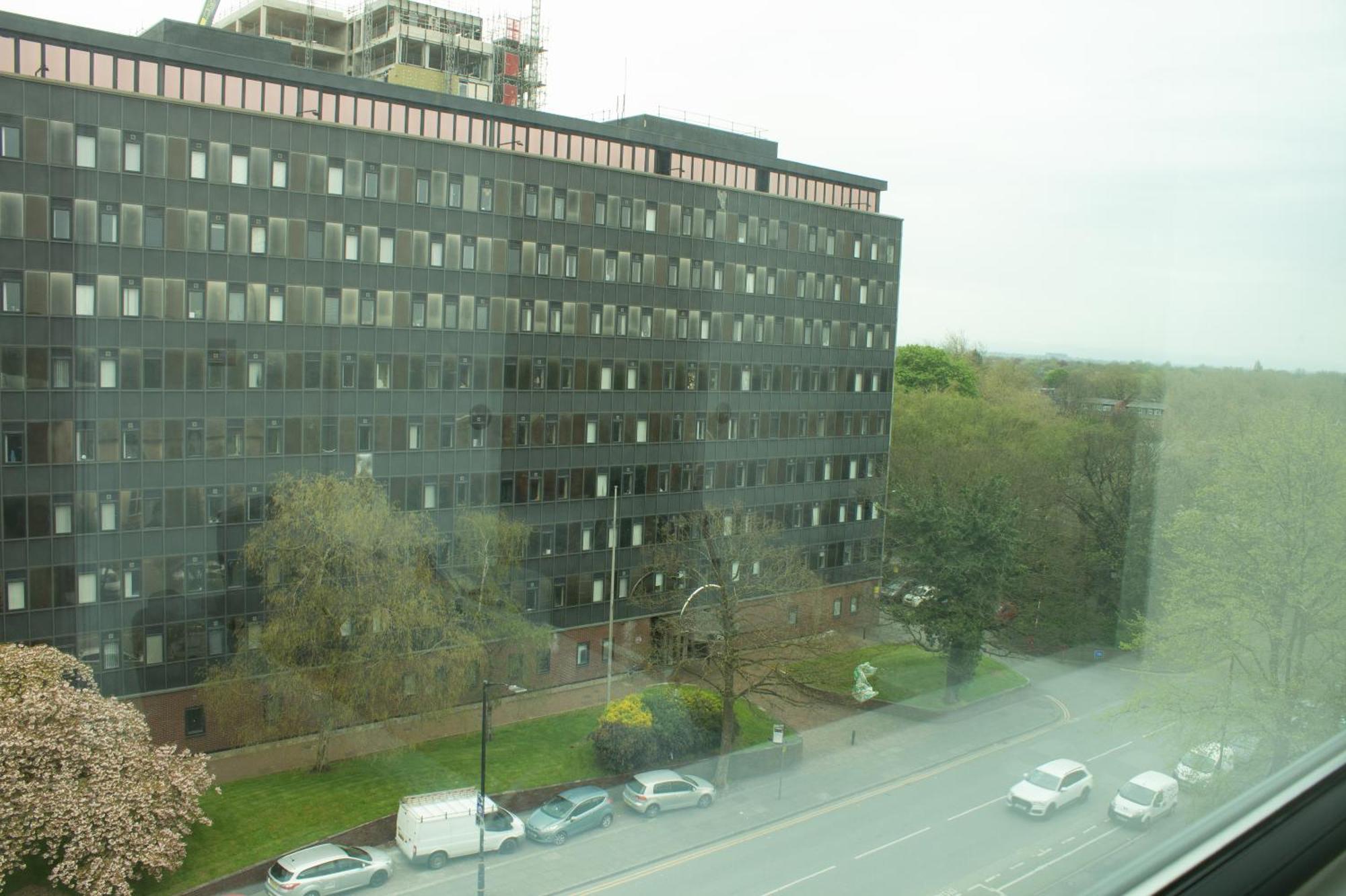 Dashing 1Br Penthouse Near Mcr Stadiums แมนเชสเตอร์ ภายนอก รูปภาพ
